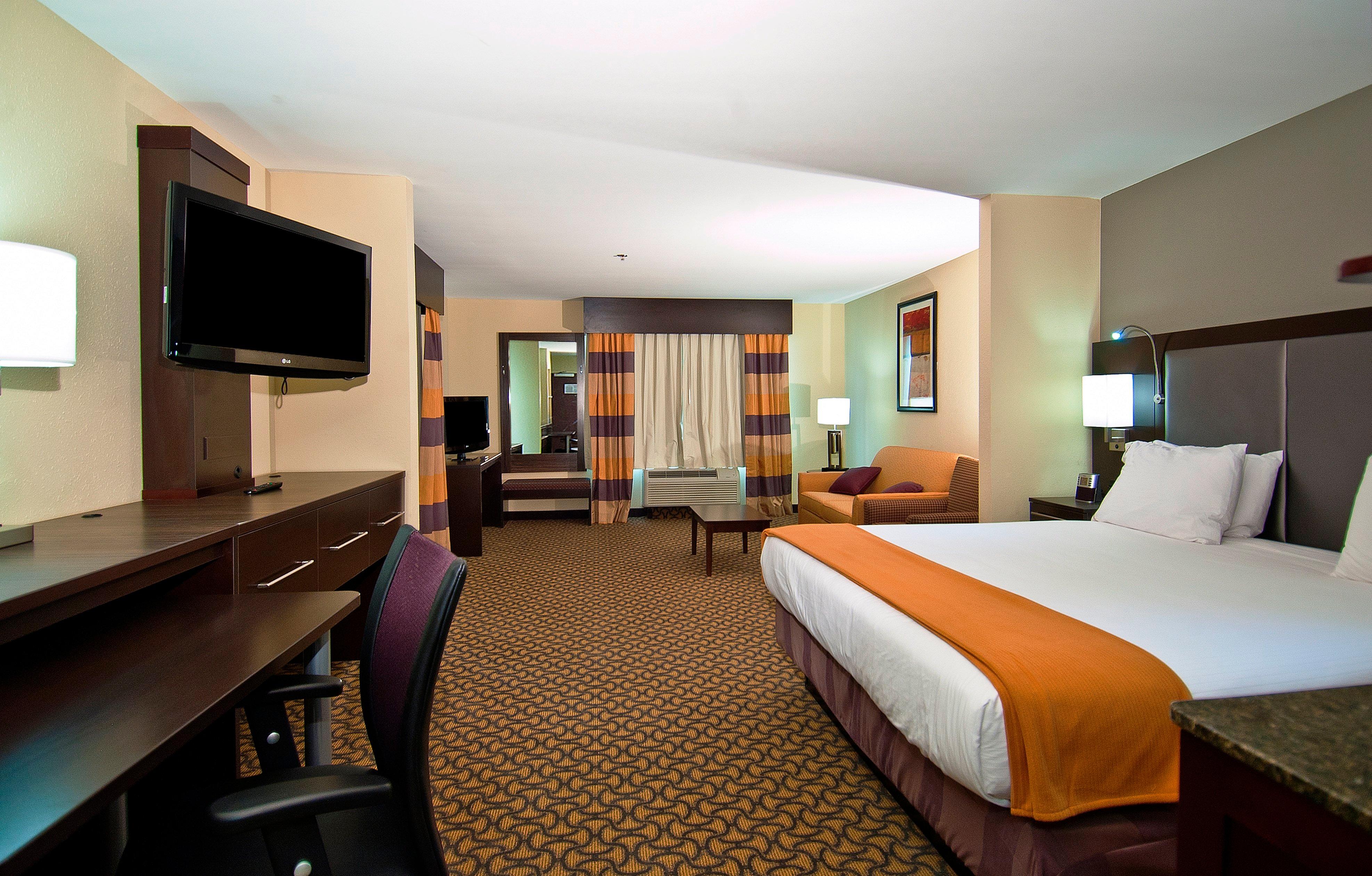 Holiday Inn Express & Suites Jackson/Pearl International Airport Exteriör bild